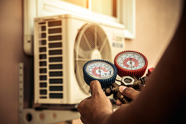 Professional Hvac technician working in Liberty, UT